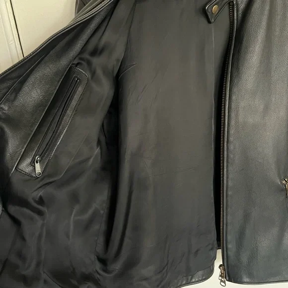 Roots leather jacket. Made from thick cowhide, and brass/steel hardware. - Picture 6 of 9